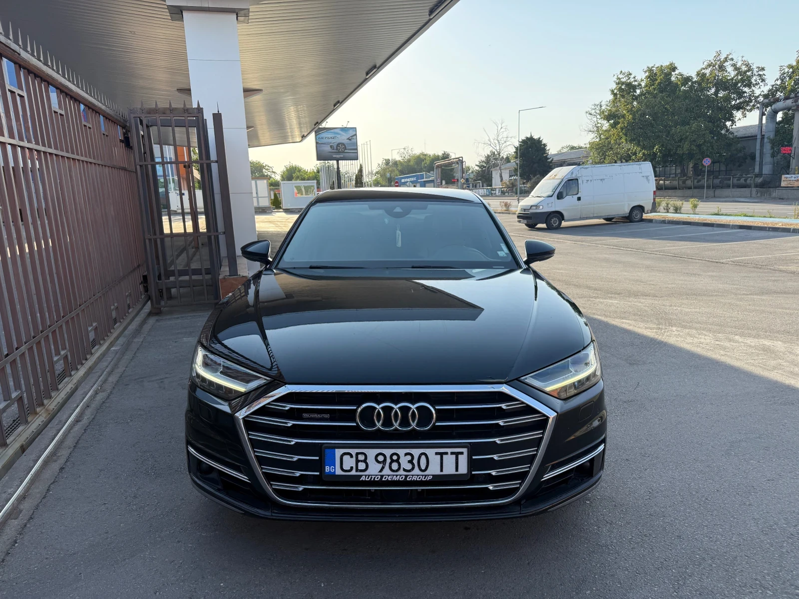 Audi A8 50TDI* LASSER* FULL* БАРТЕР - изображение 2