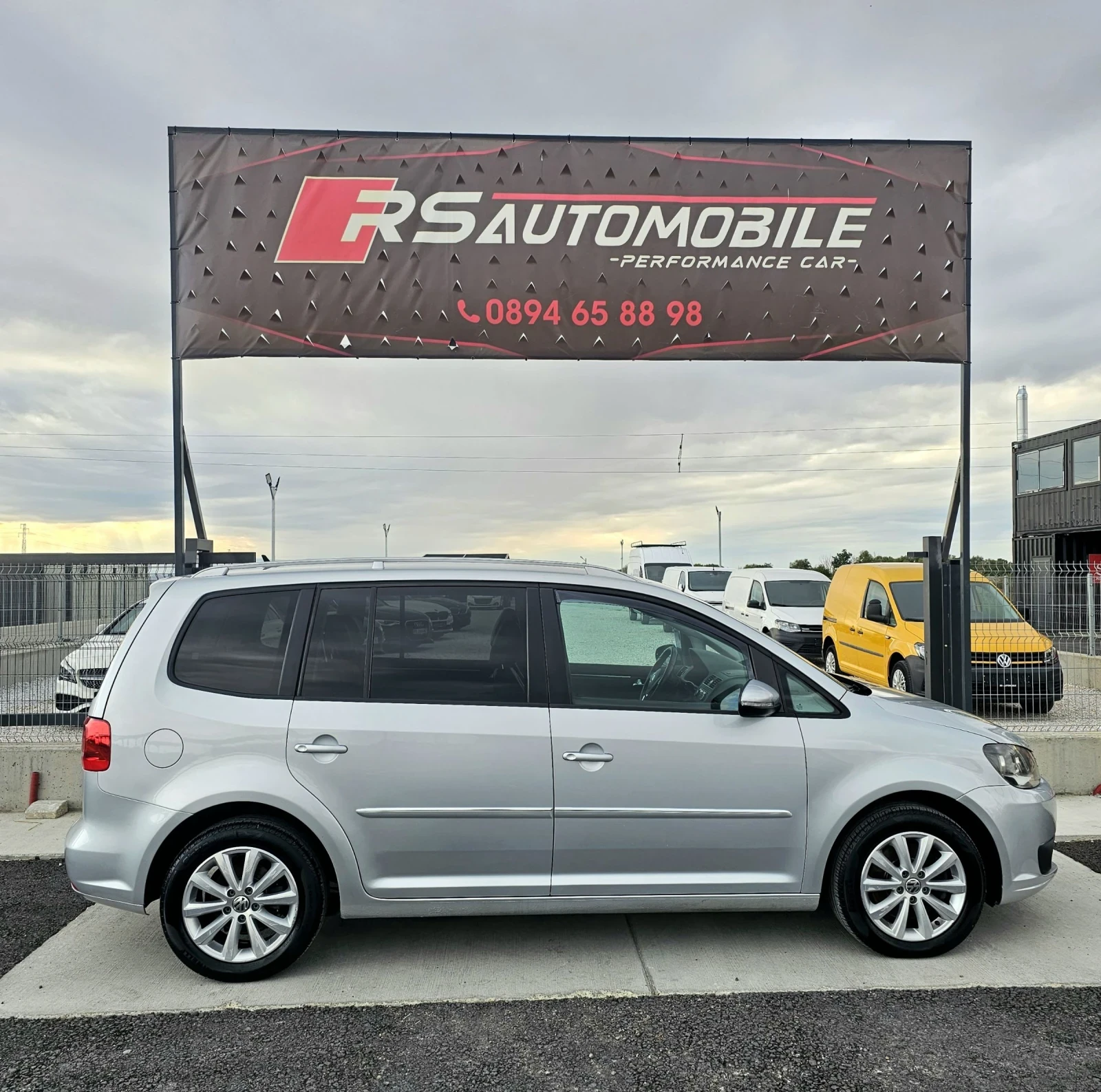VW Touran 2.0TDI Highline DPF - изображение 6