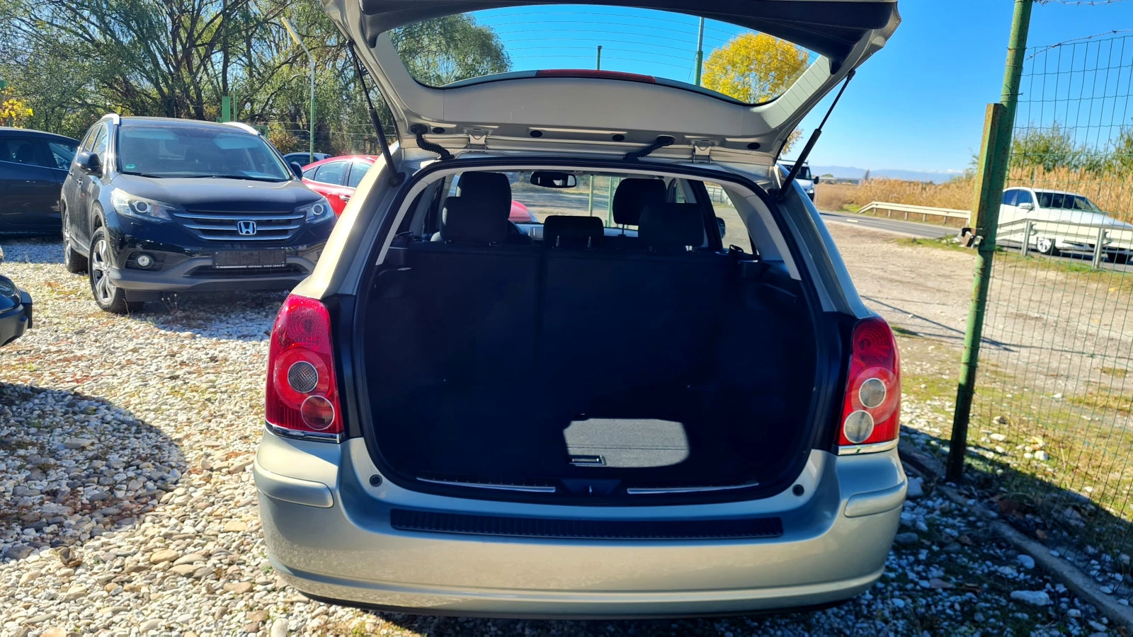 Toyota Avensis 1.8i VVT-I FACELIFT | Mobile.bg — изображение 15