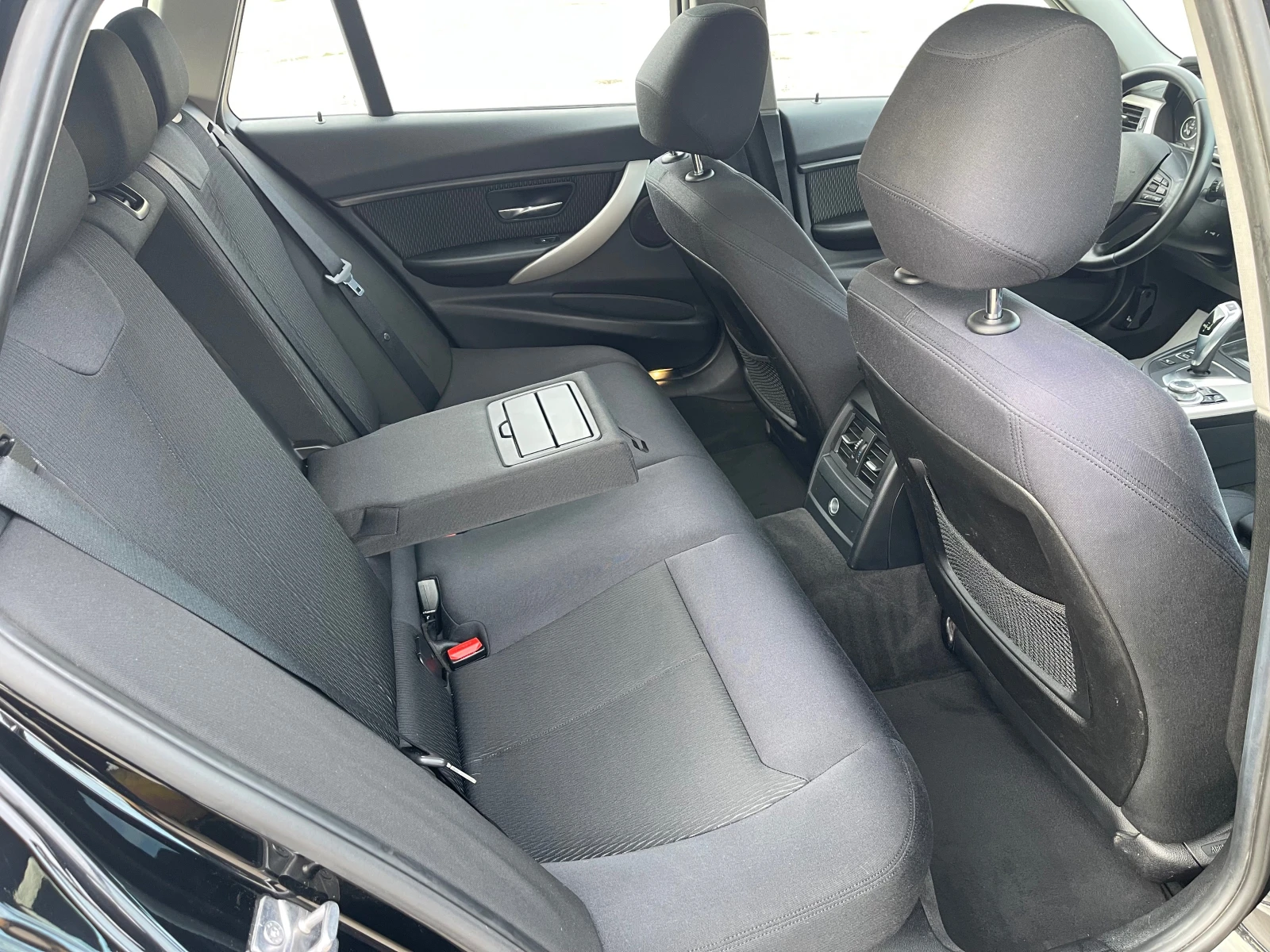 BMW 320 D 184k.c. X-DRIVE /  /  | Mobile.bg   13