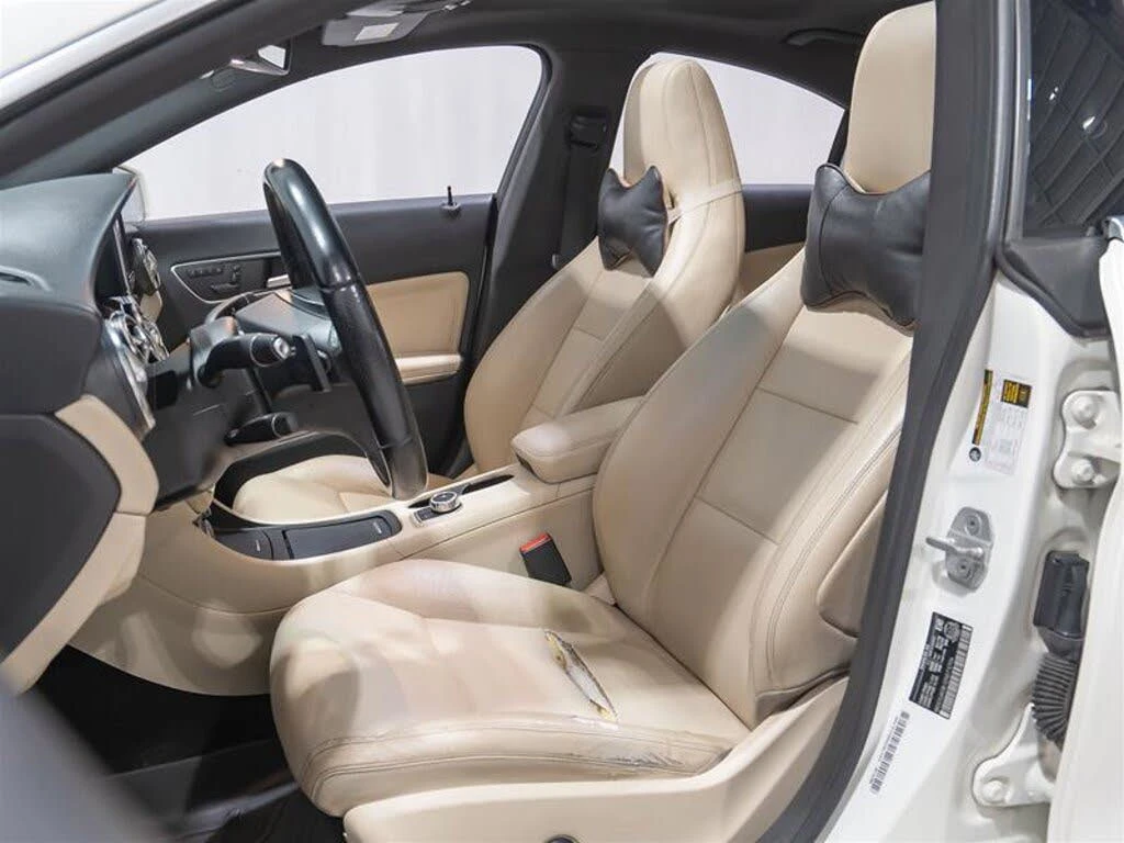 Mercedes-Benz CLA 250 * АВТО КРЕДИТ* ЦЕНА ДО БГ * СЕРВИЗНА ИСТОРИЯ *  - изображение 6