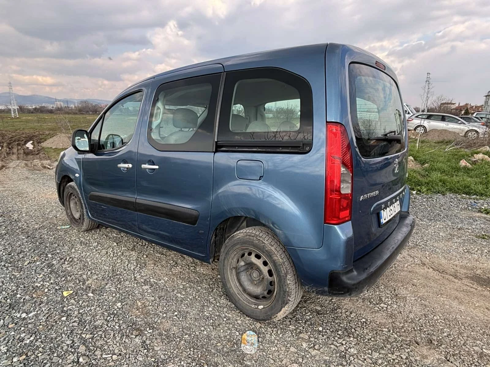Peugeot Partner 1.6 Hdi, снимка 4 - Автомобили и джипове - 53770118
