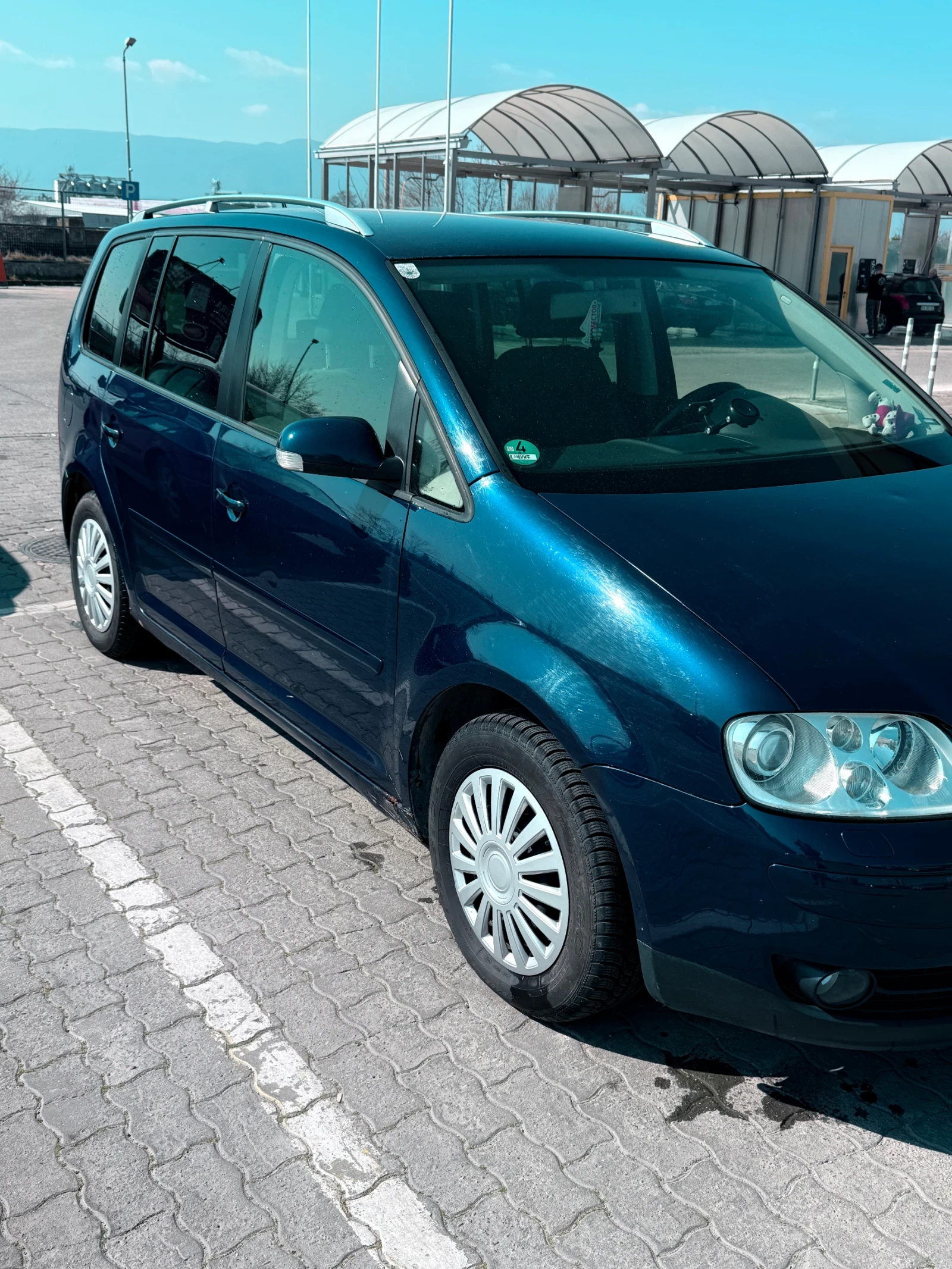 VW Touran BMM мотор, снимка 6 - Автомобили и джипове - 53859822