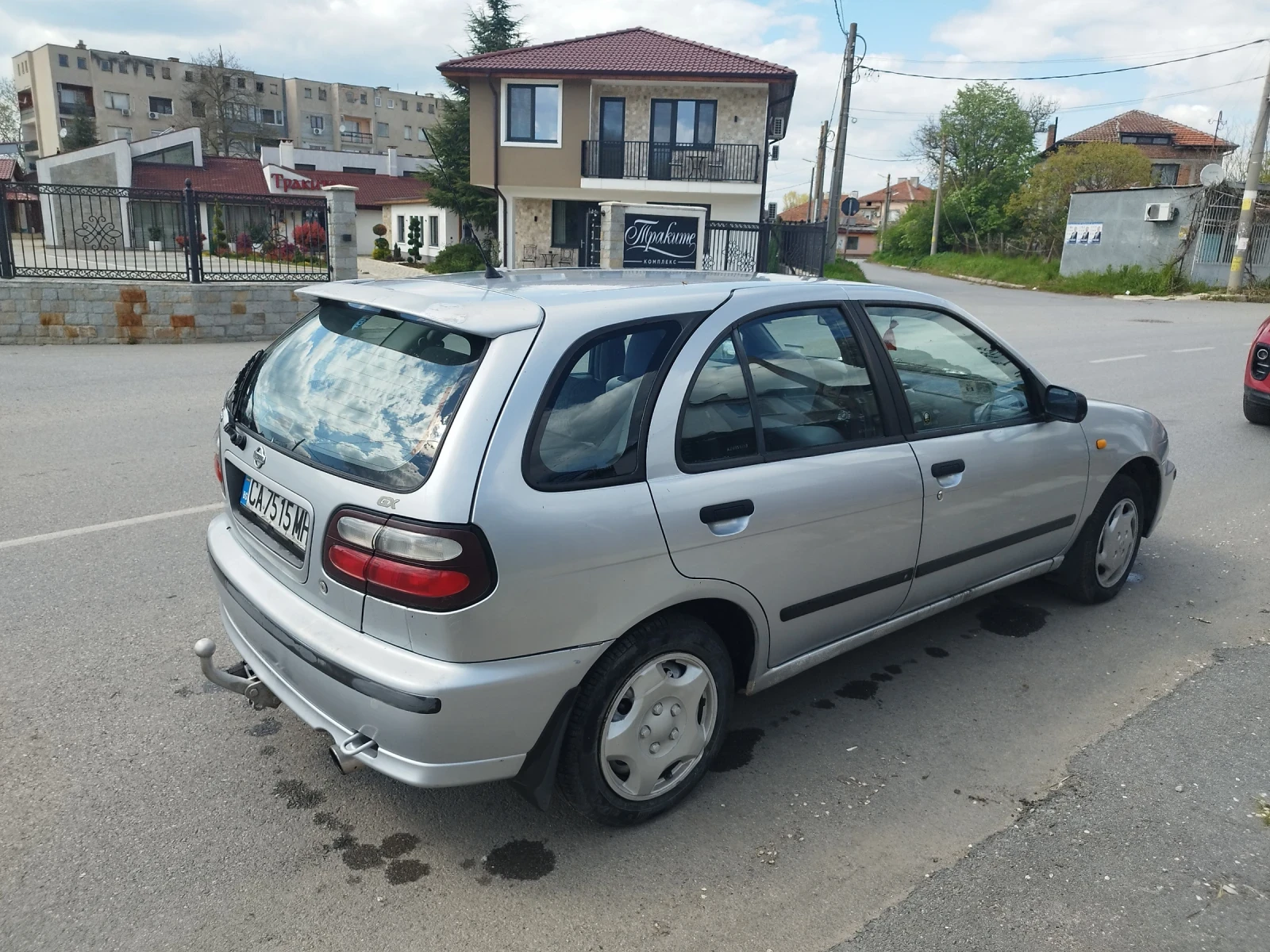 Nissan Almera