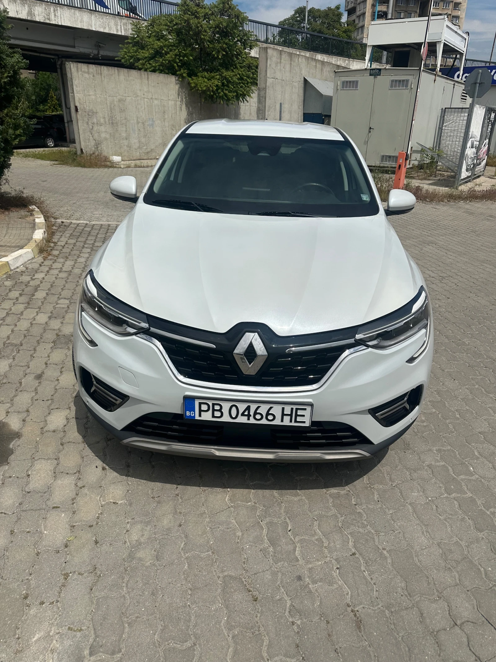 Renault Arkana 1.6 e- tech hybrid, снимка 7 - Автомобили и джипове - 54803148