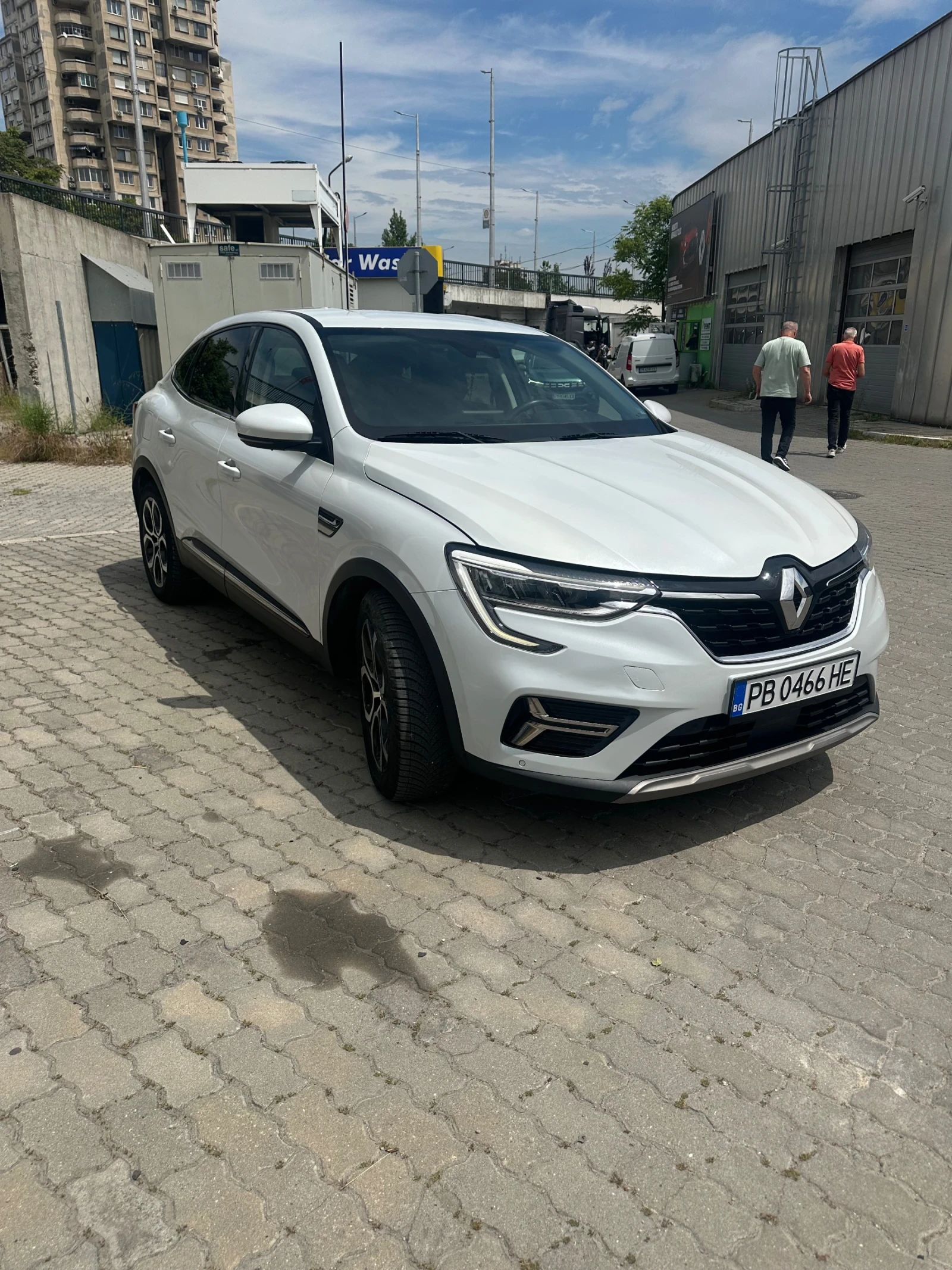 Renault Arkana 1.6 e- tech hybrid, снимка 6 - Автомобили и джипове - 54803148