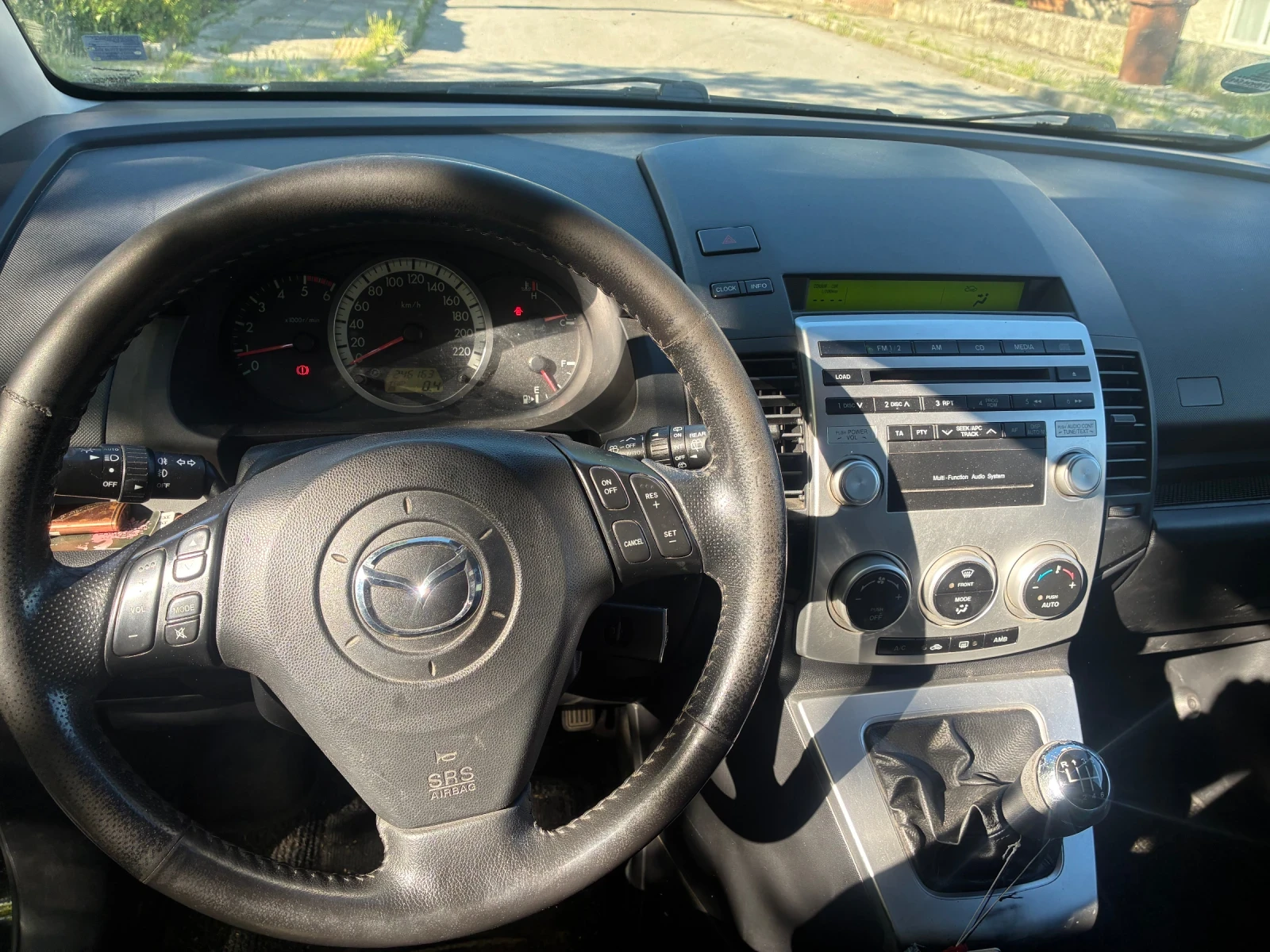 Mazda 5, снимка 7 - Автомобили и джипове - 54806507
