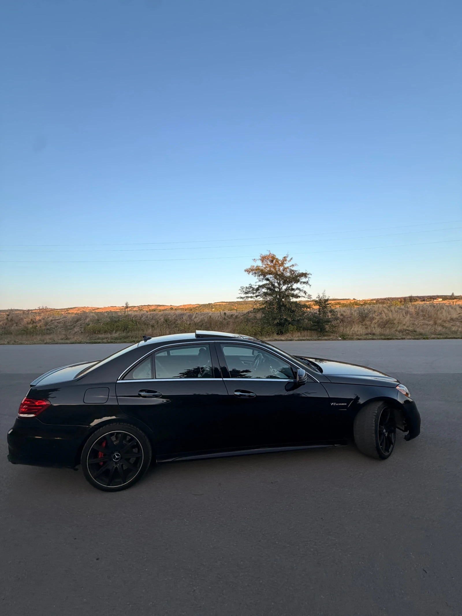 Mercedes-Benz E 63 AMG S * P30 PACK * DESIGNO * (НАЛИЧНА В БГ) , снимка 5 - Автомобили и джипове - 55495658