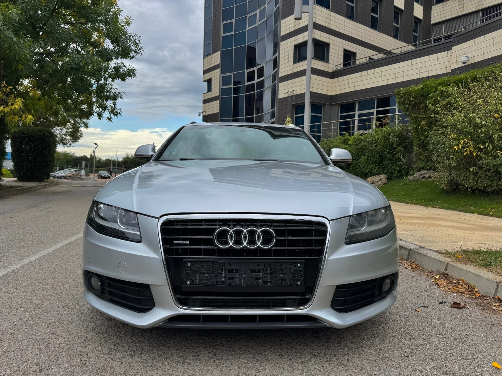 Audi A4 3.0TDi 239 кс / S line / QUATTRO, снимка 2 - Автомобили и джипове - 56181539