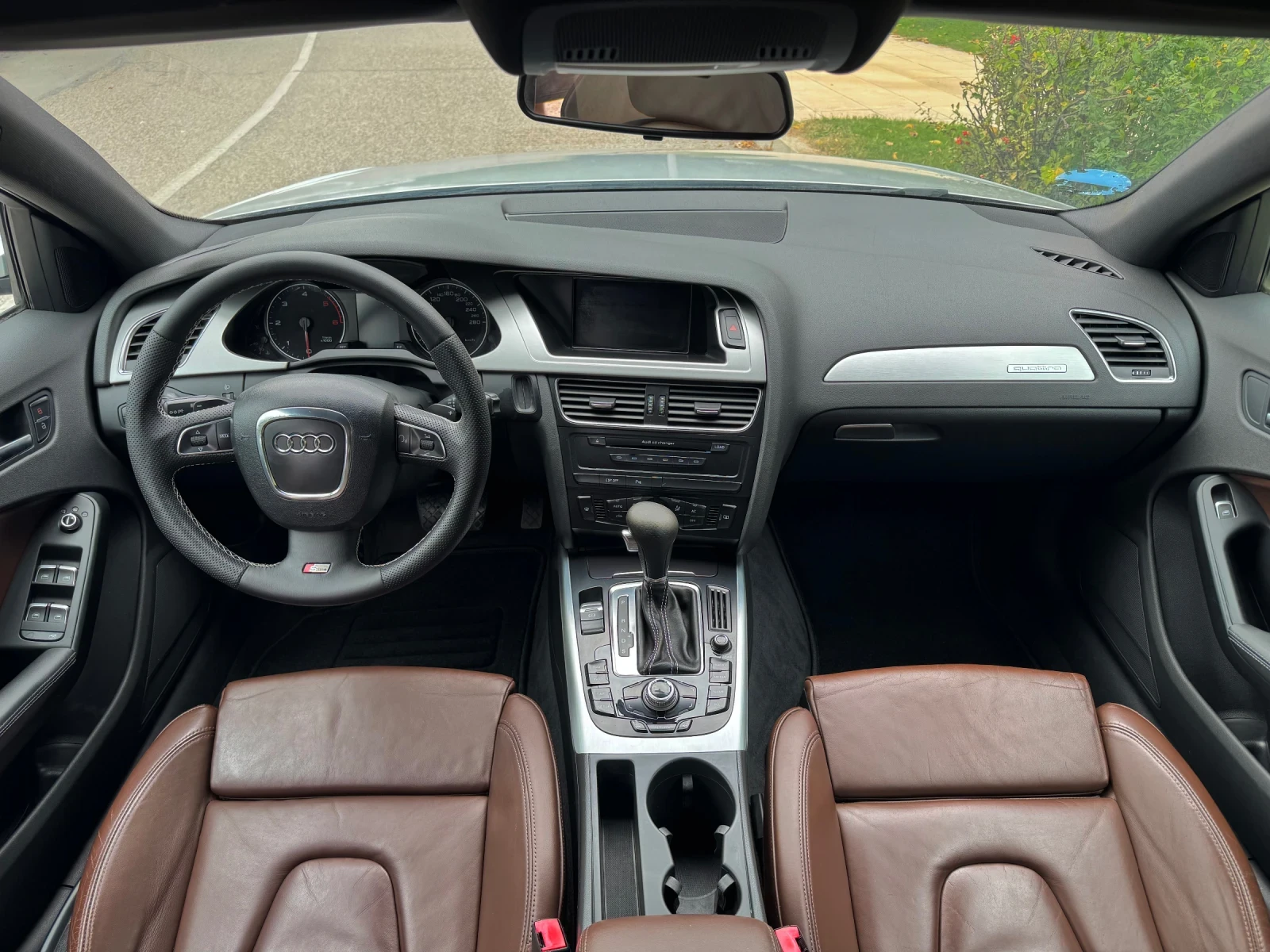 Audi A4 3.0TDi 239 кс / S line / QUATTRO, снимка 11 - Автомобили и джипове - 56181539