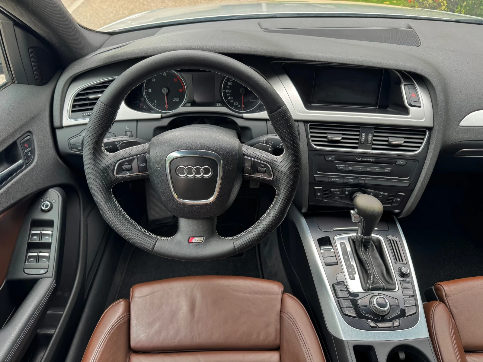 Audi A4 3.0TDi 239 кс / S line / QUATTRO, снимка 10 - Автомобили и джипове - 56181539