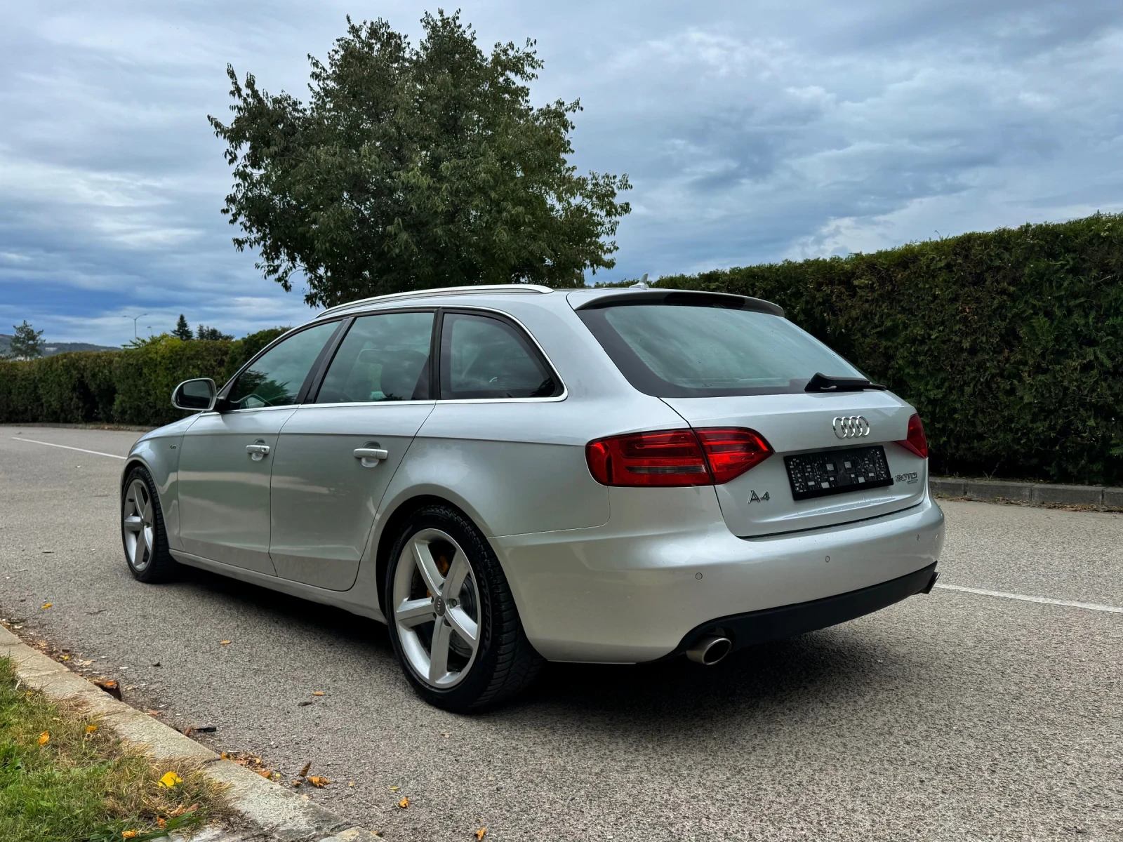 Audi A4 3.0TDi 239 кс / S line / QUATTRO, снимка 6 - Автомобили и джипове - 56181539