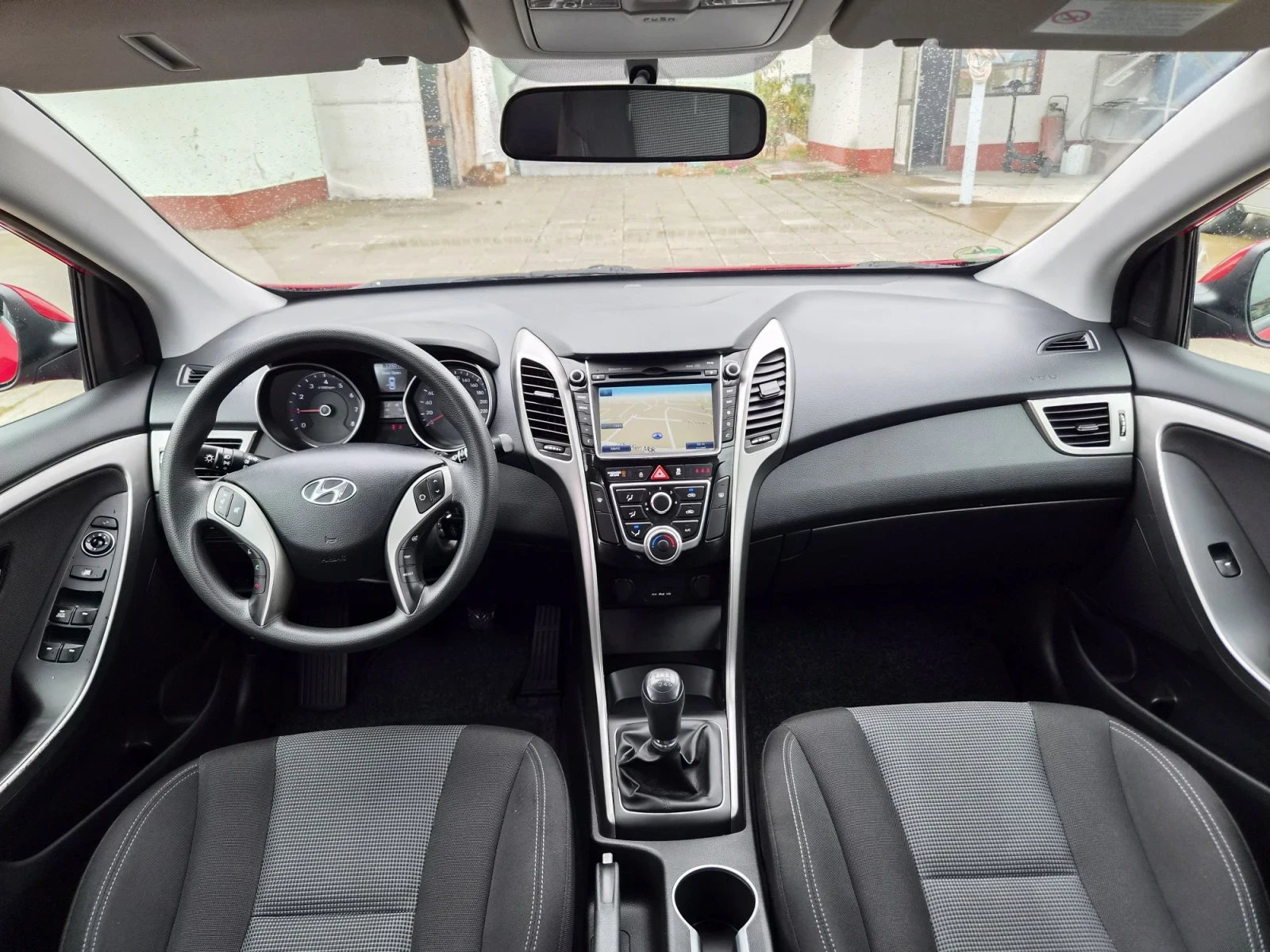 Hyundai I30 135000km, снимка 10 - Автомобили и джипове - 56749532