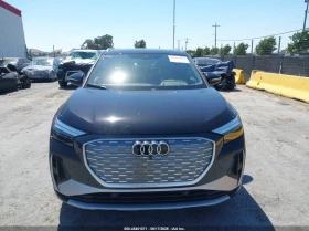Audi Q4 E-Tron Premium Plus 50 Quattro, снимка 12