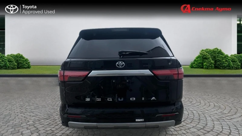 Toyota Sequoia Възможност за гаранция!!!, 7 места, Hybrid, снимка 4 - Автомобили и джипове - 45728602