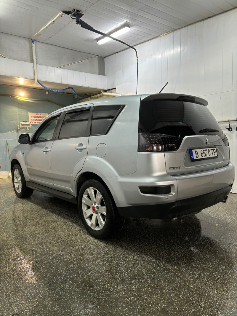 Mitsubishi Outlander 2.0/EUR 4/NAVI, снимка 5 - Автомобили и джипове - 46646934