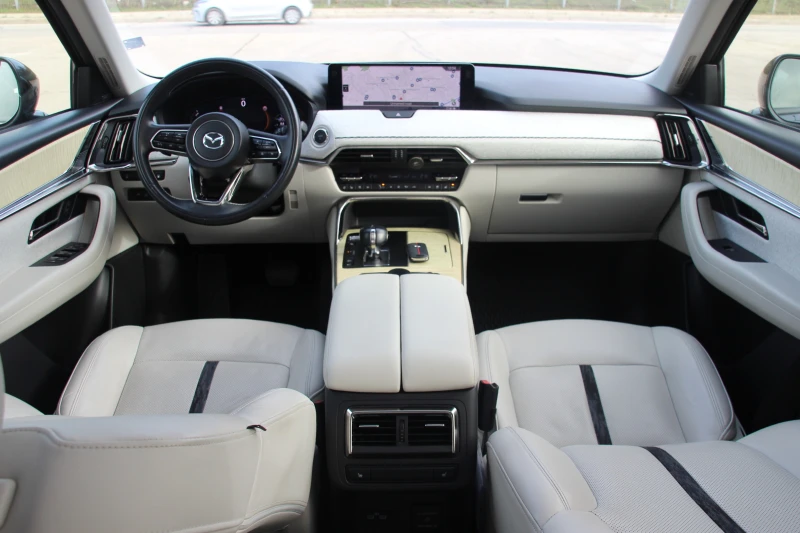 Mazda CX-60 - SKYACTIV TAKUMI AWD HUD 2022 г. EURO 6D  , снимка 12 - Автомобили и джипове - 52446715