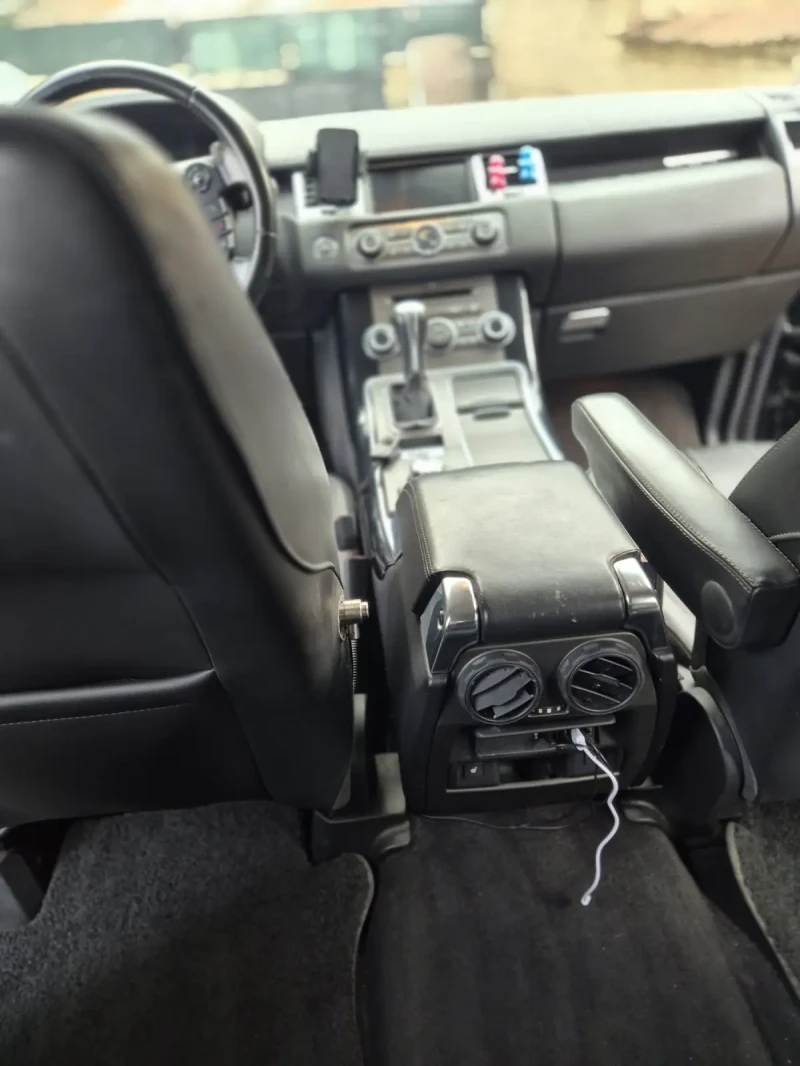Land Rover Range Rover Sport 3.0 Facelift , снимка 7 - Автомобили и джипове - 53305313