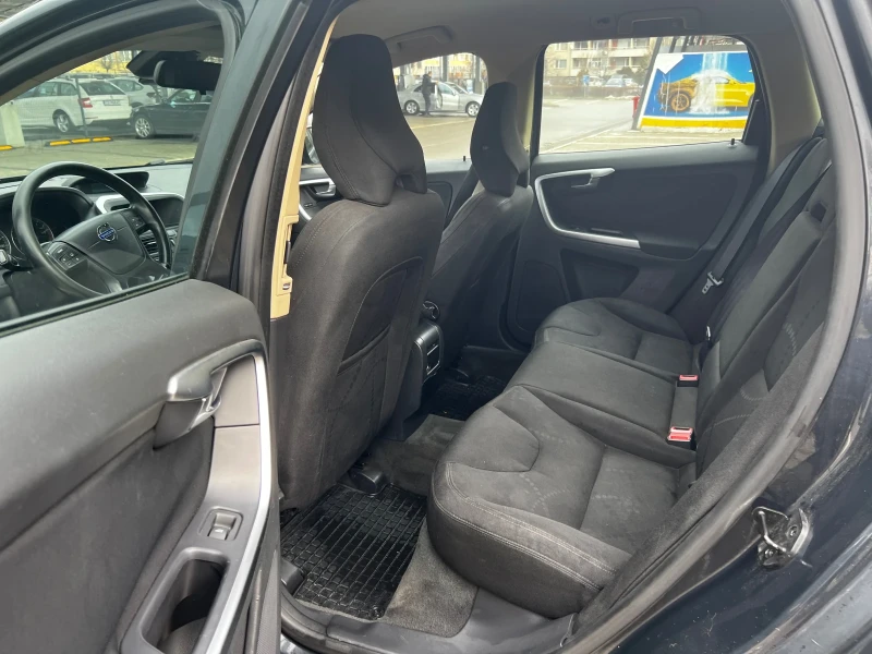 Volvo XC60, снимка 10 - Автомобили и джипове - 53391151