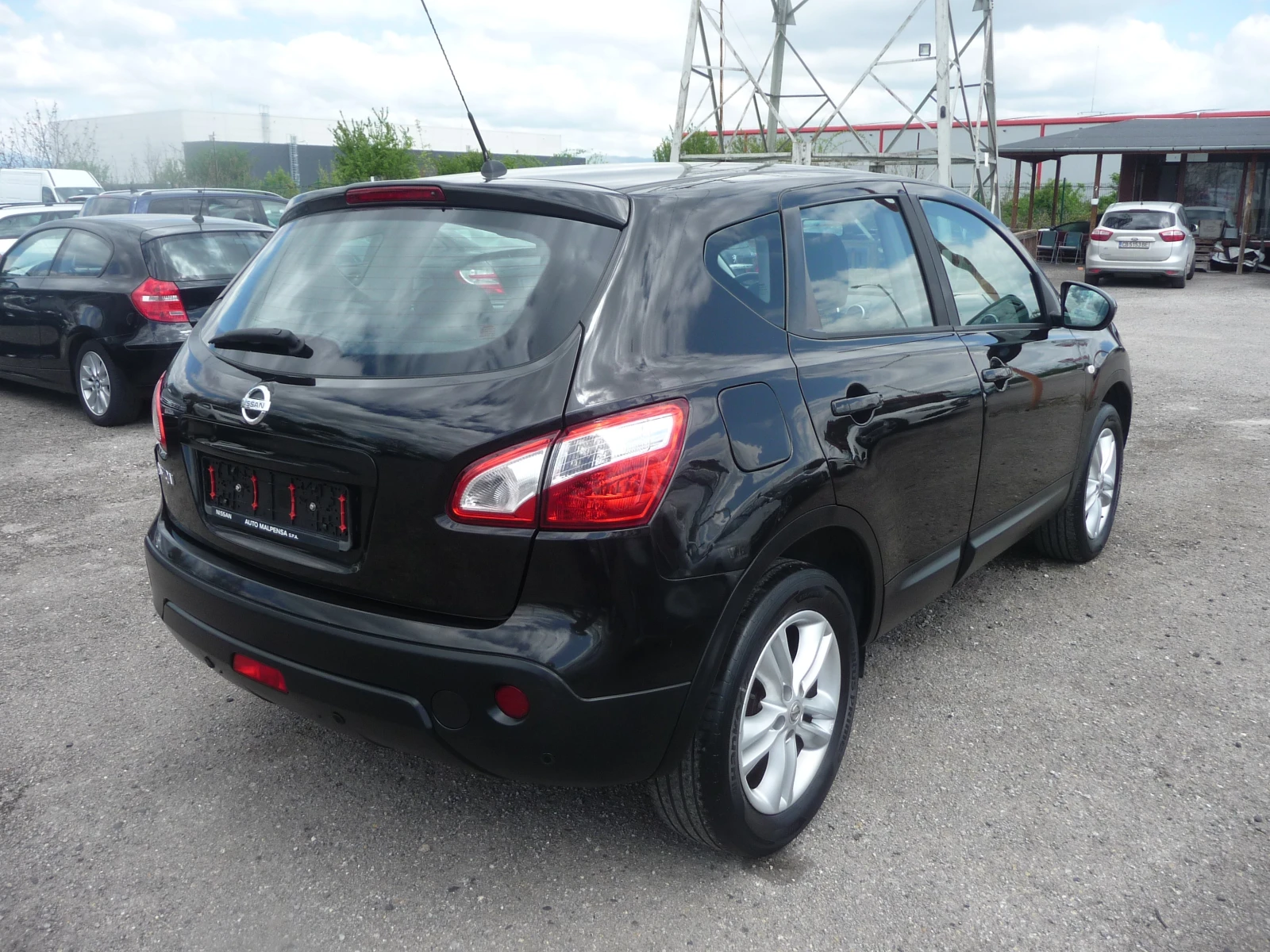Nissan Qashqai 1.6I-FACE LIFT ПЕРФЕКТЕН - изображение 4