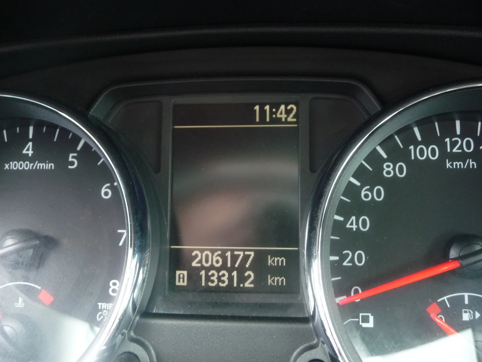Nissan Qashqai 1.6I-FACE LIFT ПЕРФЕКТЕН - изображение 9