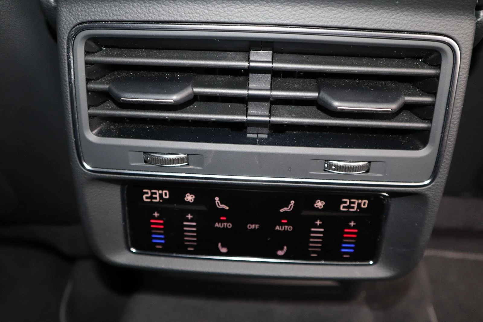 Audi Q7 50* TDI* 6+ 1* S-LINE* HEAD-UP* PANO* 360CAM* DIST | Mobile.bg � ����������� 12