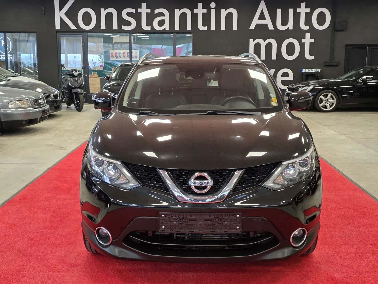 Nissan Qashqai Бензин | Автоматик | Всички екстри 