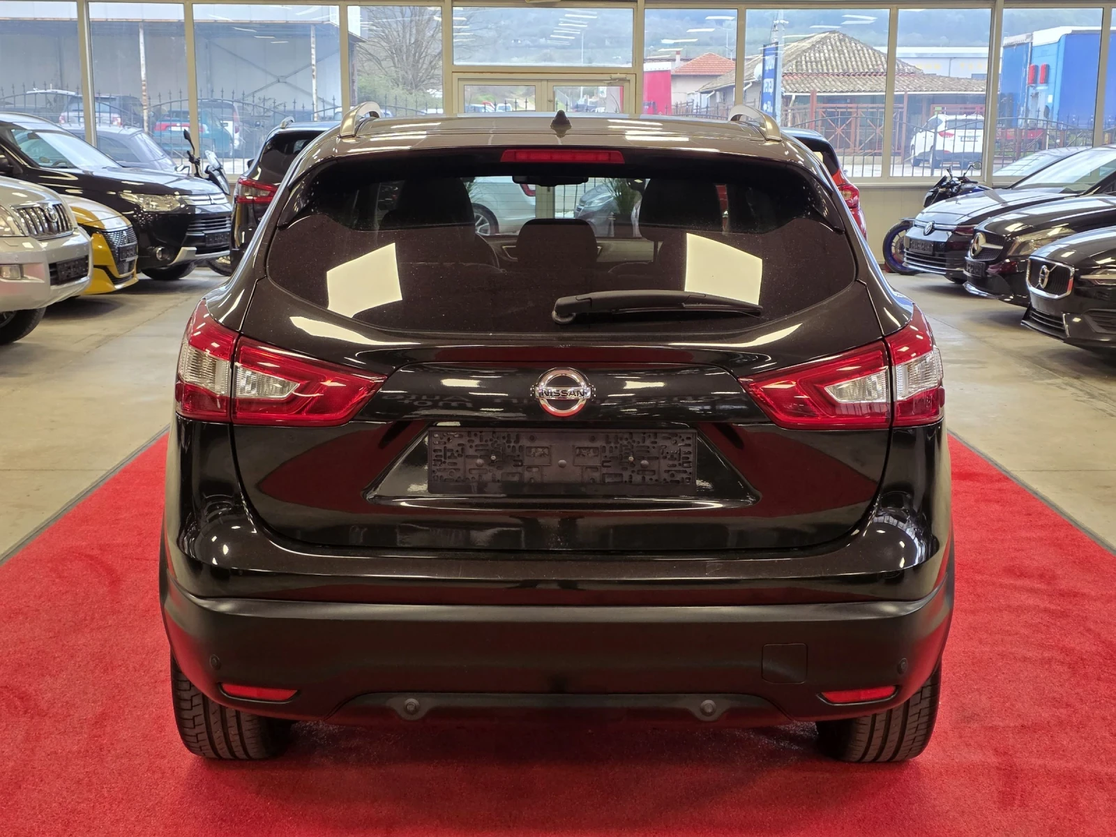 Nissan Qashqai Бензин | Автоматик | Всички екстри , снимка 5 - Автомобили и джипове - 53359065