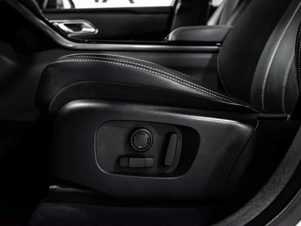 Land Rover Range Rover Velar * P340 R DYNAMIC S COLLISION AVOIDANCE BLIND SPOTS, снимка 16 - Автомобили и джипове - 54208246