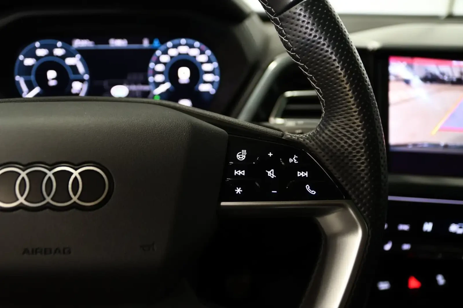 Audi Q4 e-tron Sportback Black optrics S-Line | Mobile.bg � ����������� 7