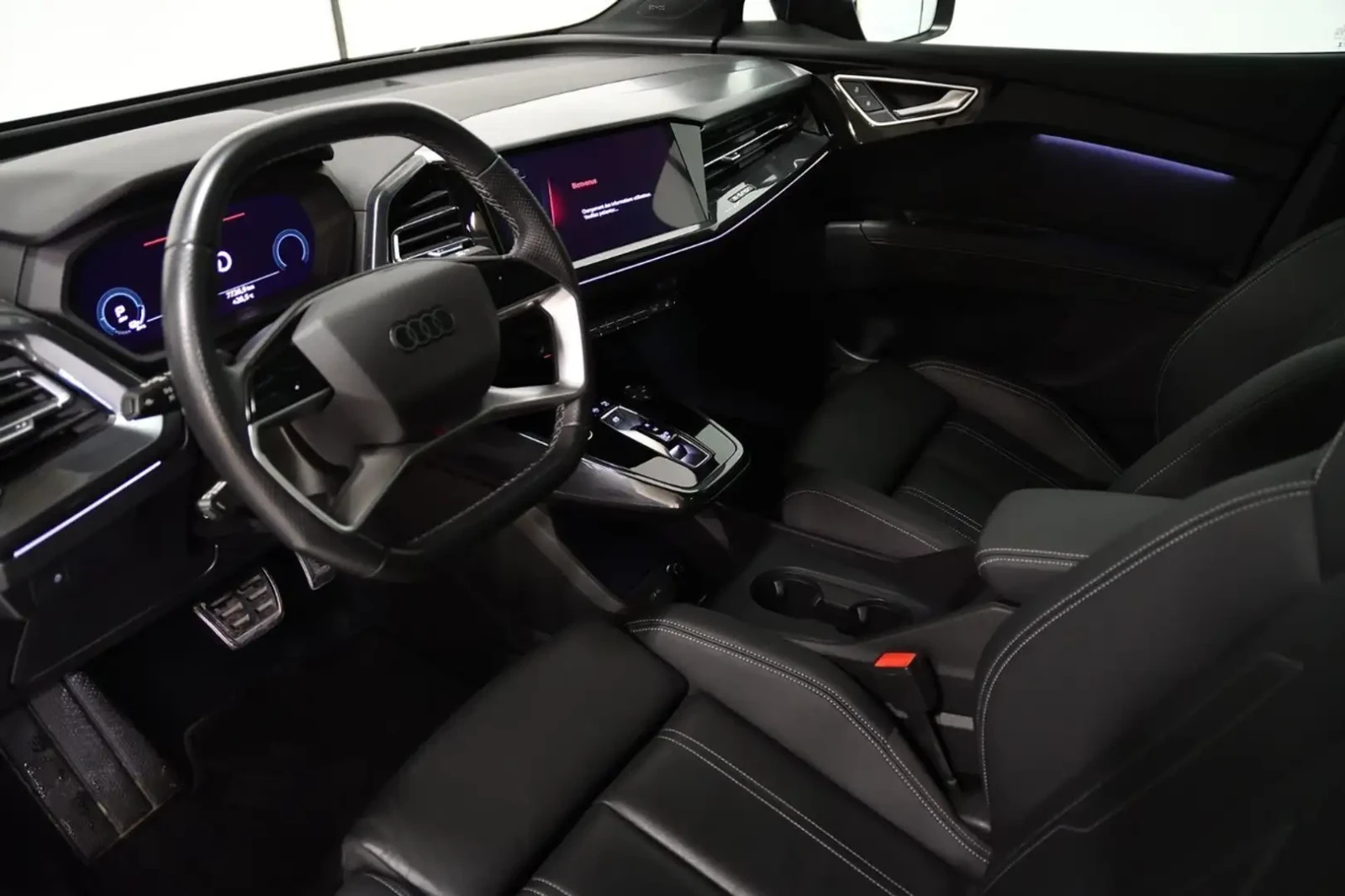 Audi Q4 e-tron Sportback Black optrics S-Line | Mobile.bg � ����������� 4