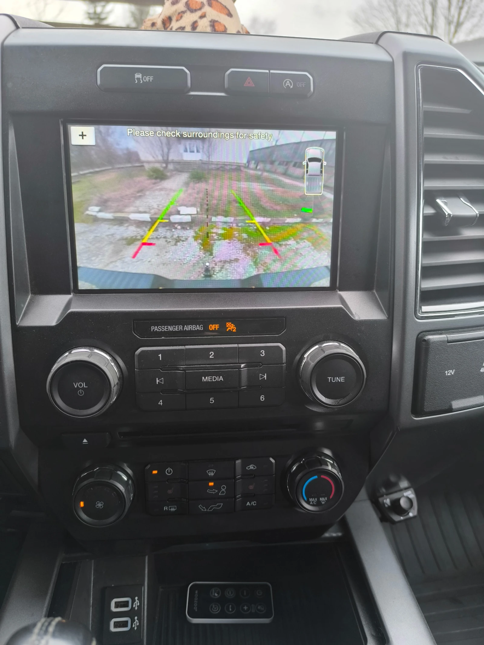 Ford F150 ФЕЙС ОБСЛУЖЕН ЛИЗИНГ ЛИФТ ПЕРФЕКТЕН СТАВА НА ГАЗ, снимка 17 - Автомобили и джипове - 54517227