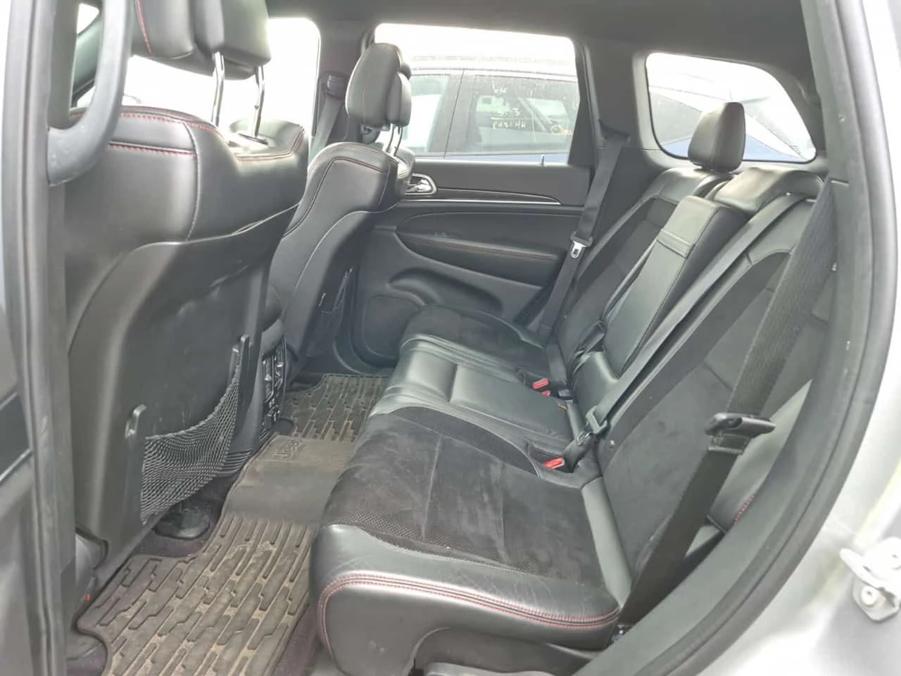 Jeep Grand cherokee TRAILHAWK/ДИСТРОНИК/ОБДУХ/ПАНО/ФИНАНСИРАНЕ , снимка 12 - Автомобили и джипове - 54593673