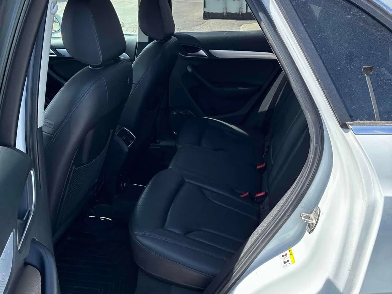 Audi Q3 * Technik * ПРЕДСТАВИТЕЛСТВО * ПОДГРЕВИ * КАМЕРА, снимка 12 - Автомобили и джипове - 54949807