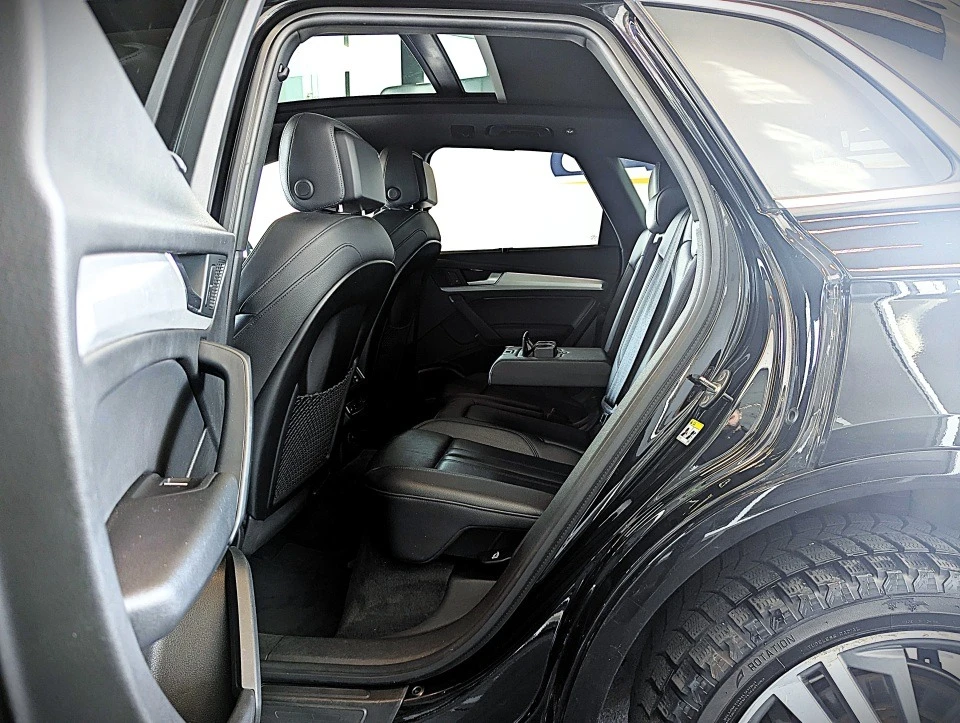 Audi Q5 2.0 TFSI quattro Technik| Panorama| BlindSpot| Cam, снимка 16 - Автомобили и джипове - 55153967