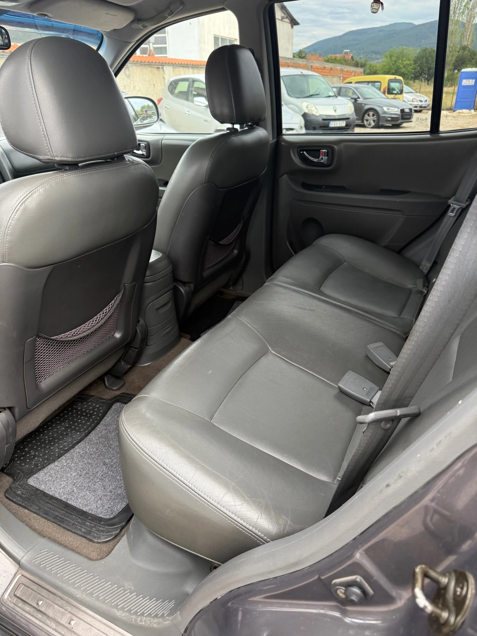 Hyundai Santa fe 2.0 CRDI, 4X4, AUTOMATIC, снимка 9 - Автомобили и джипове - 56149538