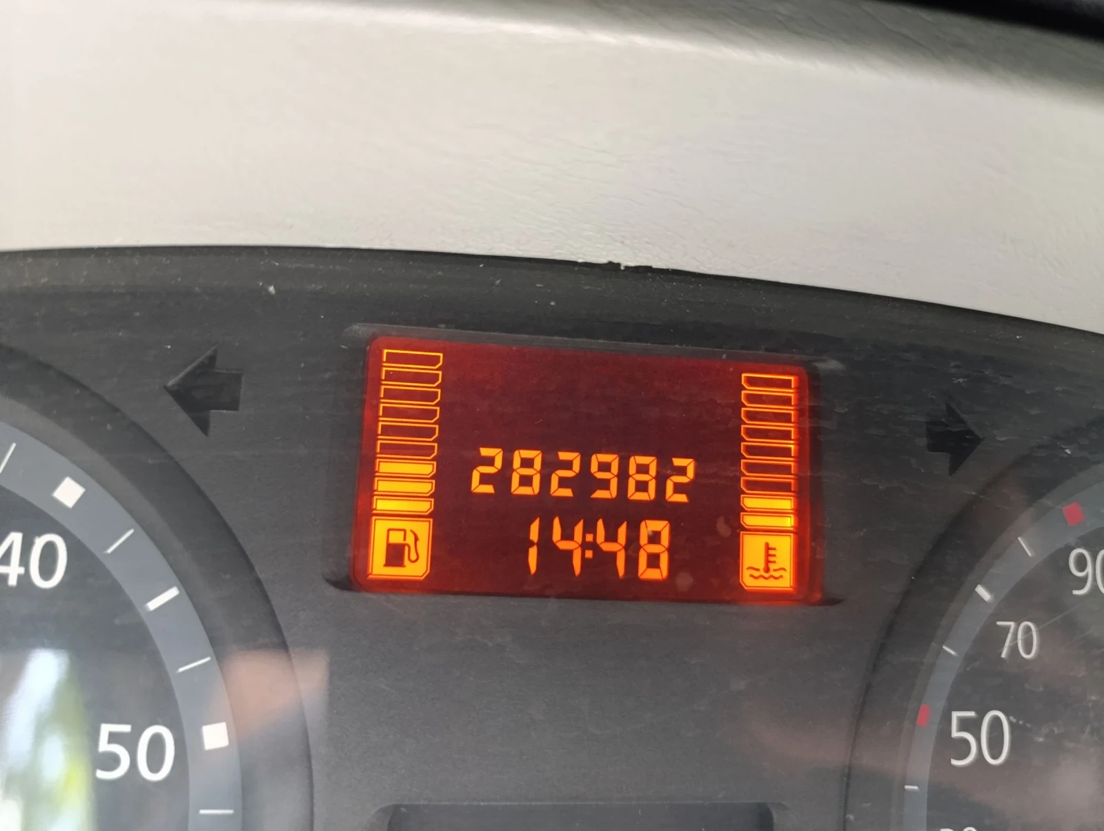 Renault Trafic 2.0 114 - изображение 8
