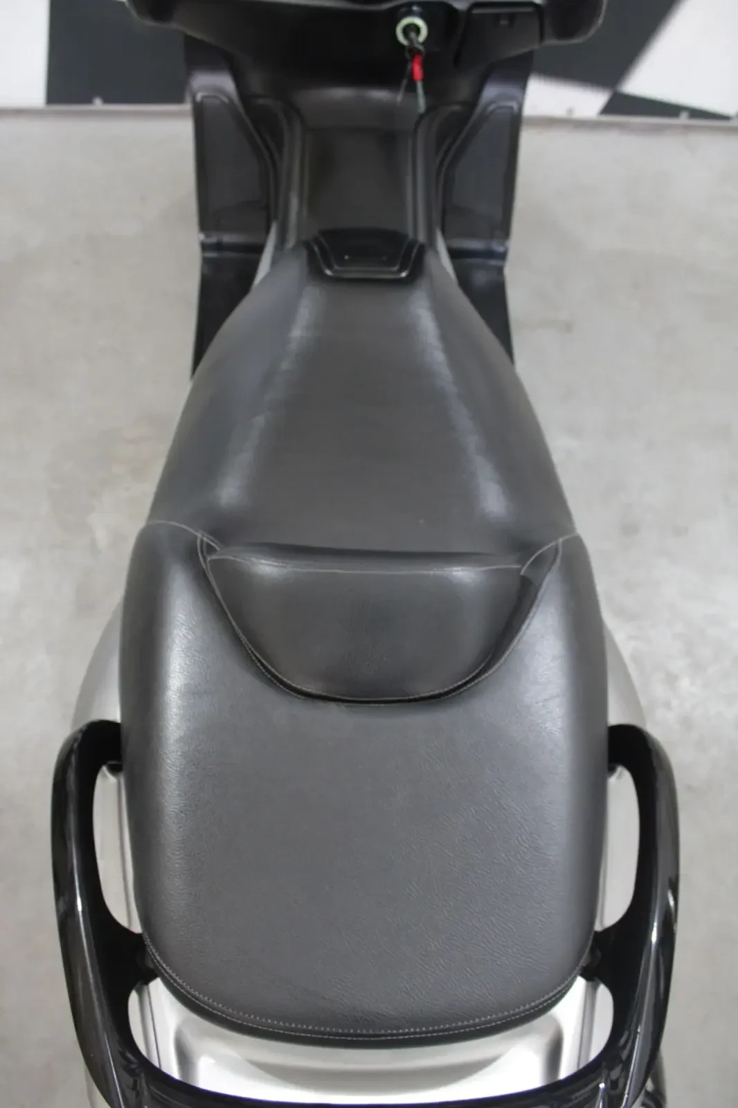 Yamaha T-max 500i 2005г. - изображение 9