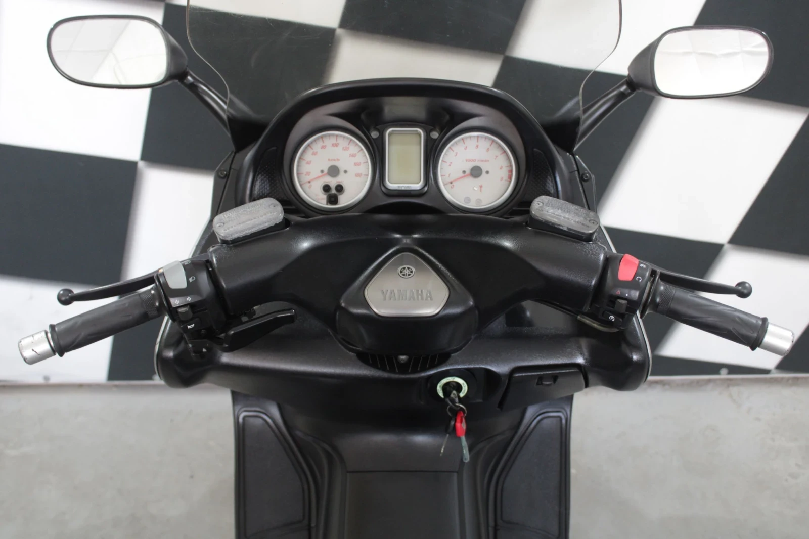 Yamaha T-max 500i 2005г. - изображение 8