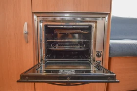 Каравана Knaus Royale 580 UK-UE/7-местна, снимка 11