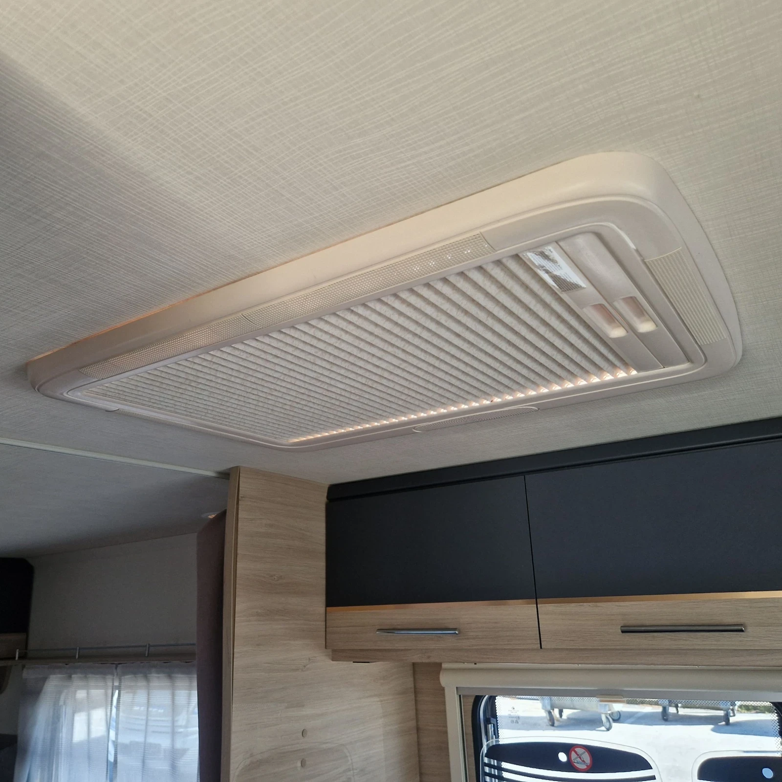  Caravelair Trigano | Mobile.bg   13