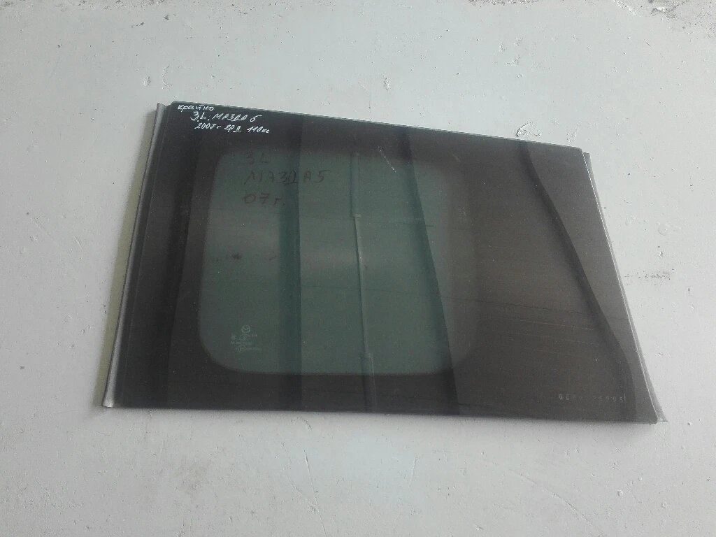 Стъкло задно ляво мазда 5