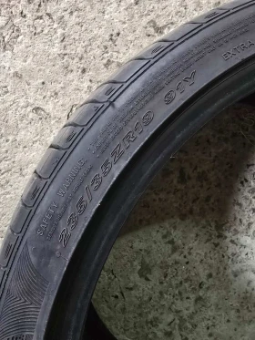 Гуми Летни 235/35R19, снимка 2