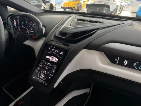 Lamborghini Revuelto CARBON, снимка 11