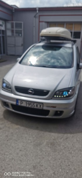Opel Zafira 2.0 газ OPC уникат, снимка 1 - Автомобили и джипове - 45793722