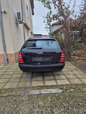 Mercedes-Benz C 220, снимка 2