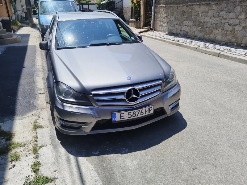 Mercedes-Benz C 220