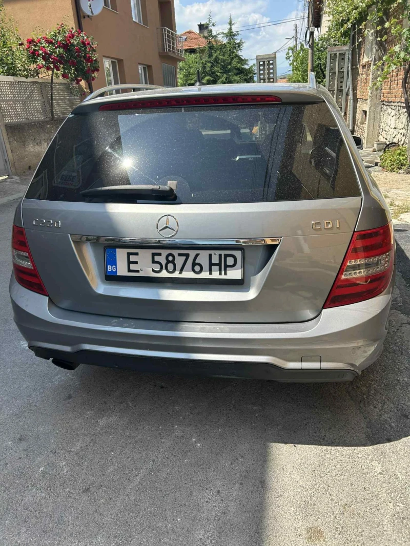 Mercedes-Benz C 220, снимка 5 - Автомобили и джипове - 52360063