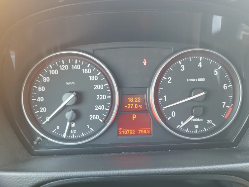 BMW 330 E90, снимка 8 - Автомобили и джипове - 51598522