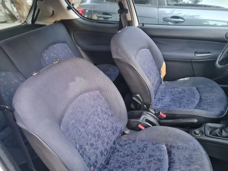 Peugeot 206, снимка 7 - Автомобили и джипове - 52858761